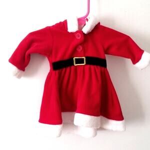 Christmas‎ outfit.